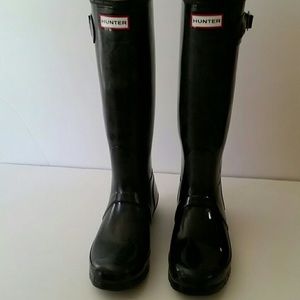 Black Hunter Rainboots Tall with Gloss